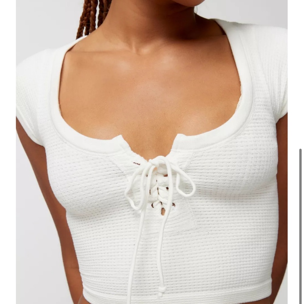 NWT Out From Under Knockout Seamless Lace-Up Top XS/S